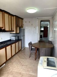 Blk 221 Serangoon Avenue 4 (Serangoon), HDB 3 Rooms #557376561